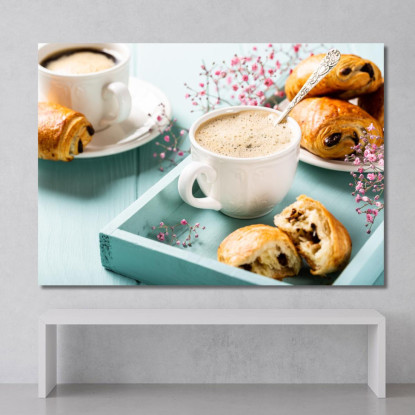 Quadro Moderno Colazione Elegante Con Caffè Cremoso E Pain Au Chocolat Su Vassoio Azzurro foo33 quadro stampato su tela