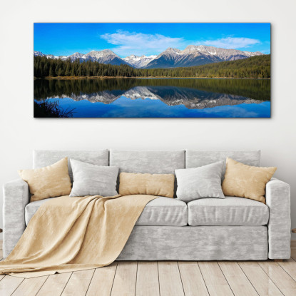 Painting Mountains Ruhiger Bergsee Mit Perfekter Spiegelung Schneebedeckter Gipfel Und Kiefernwälder drucken auf leinwand